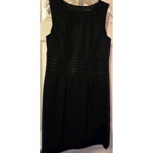 Banana Republic Classic Black Sleeveless Dress. Silk Waist Trim Size12 Like New!